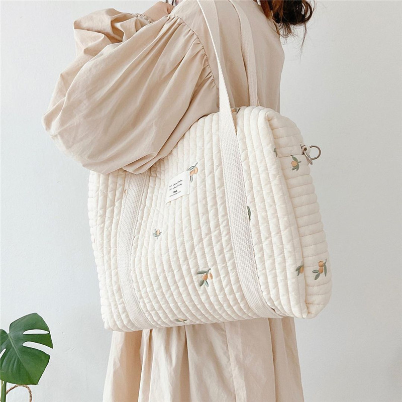 حقيبة حفاضات مطرزة قابلة للحمل - مراجعة Baby Nursery Backpack وسعره
