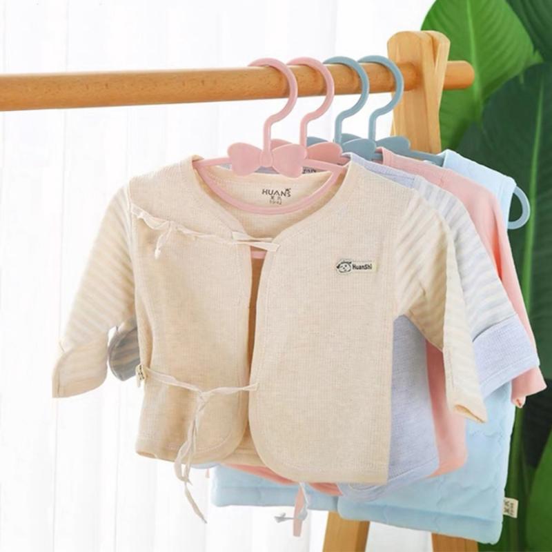 12 قطعة من علاقات ملابس الأطفا - مراجعة Baby Nursery Hangers وسعره